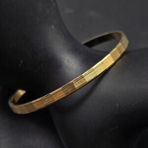 Monet Gold Tone Bangle Bracelet Vintage Costume Jewelry